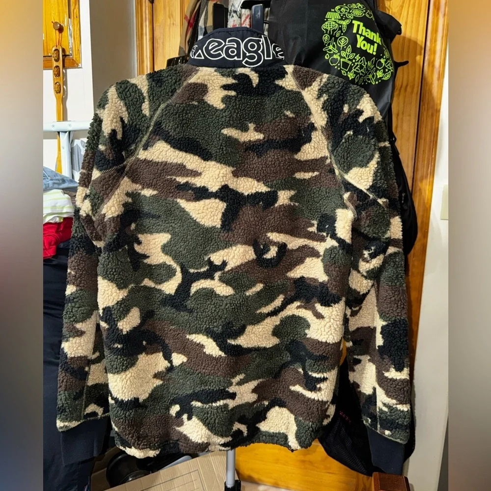 American Eagle Outfitters Men’s I Camo I Mesh-Lined Jacket I Size M I Sherpa